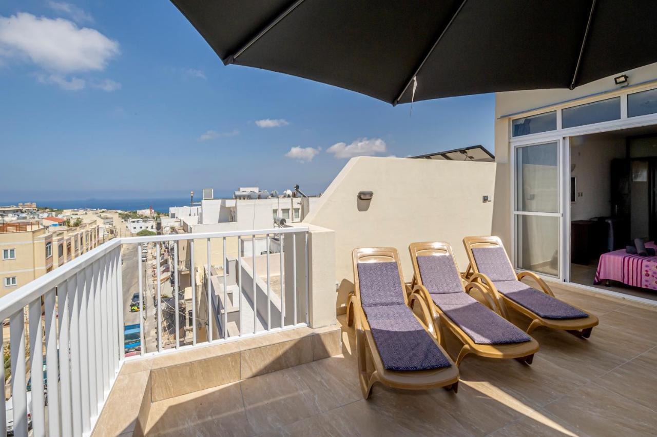 Summer Breeze Penthouse With Private Hot Tub & Terrace With Panoramic Views, By Getawaysmalta Mellieħa Dış mekan fotoğraf