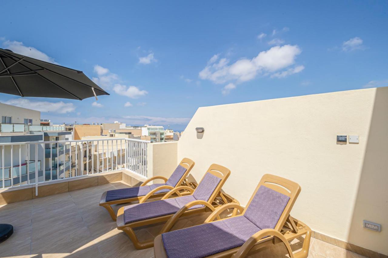 Summer Breeze Penthouse With Private Hot Tub & Terrace With Panoramic Views, By Getawaysmalta Mellieħa Dış mekan fotoğraf