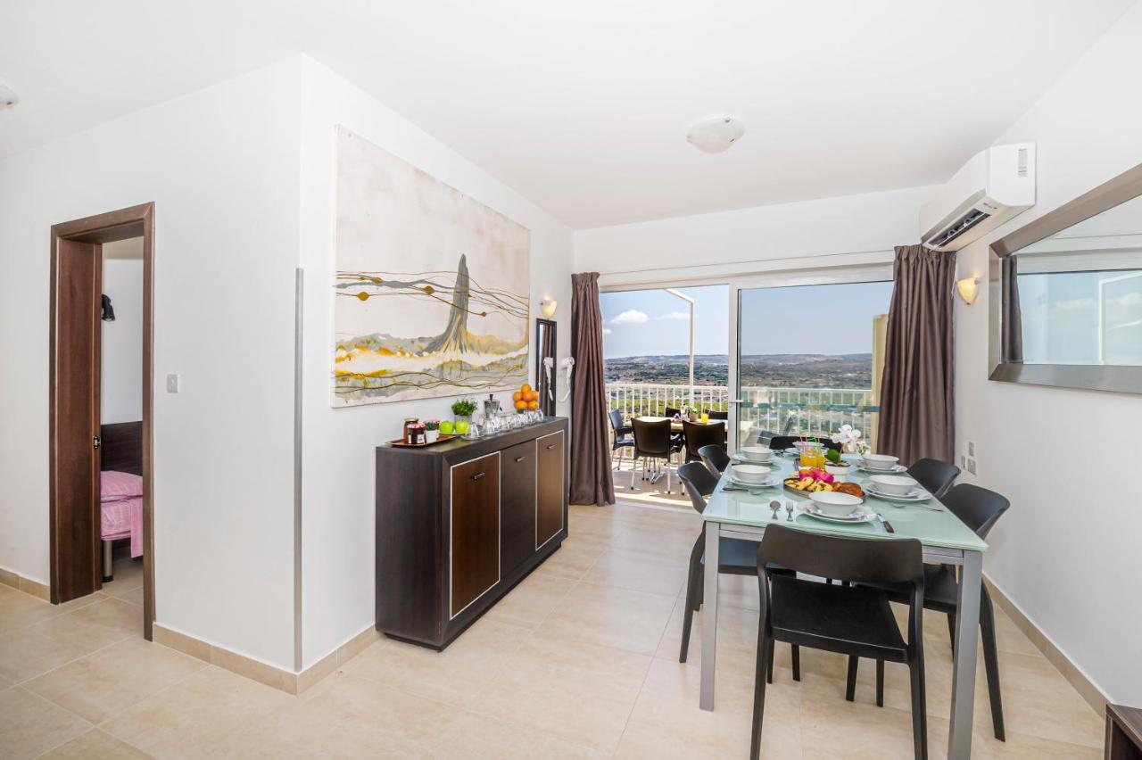 Summer Breeze Penthouse With Private Hot Tub & Terrace With Panoramic Views, By Getawaysmalta Mellieħa Dış mekan fotoğraf