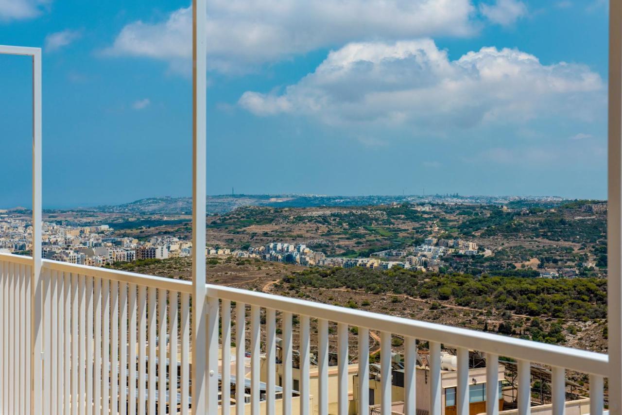 Summer Breeze Penthouse With Private Hot Tub & Terrace With Panoramic Views, By Getawaysmalta Mellieħa Dış mekan fotoğraf