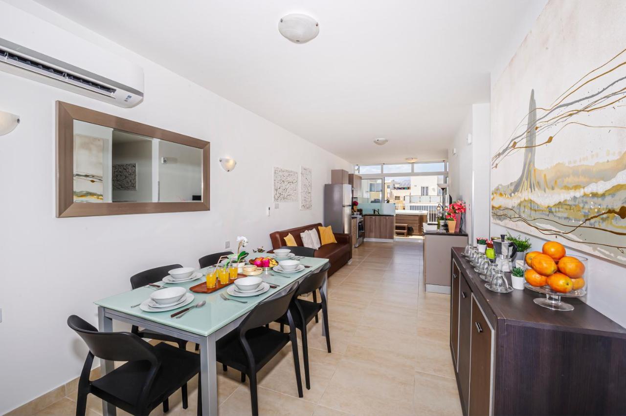 Summer Breeze Penthouse With Private Hot Tub & Terrace With Panoramic Views, By Getawaysmalta Mellieħa Dış mekan fotoğraf